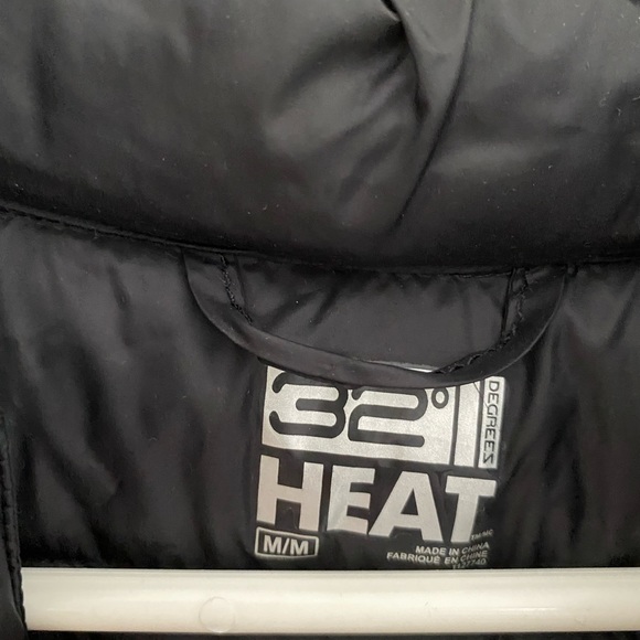 Black vest “32 degrees” brand Men’s M - like brand new! - Picture 3 of 3
